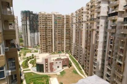 Supertech Capetown, Sector 74, Central Noida
