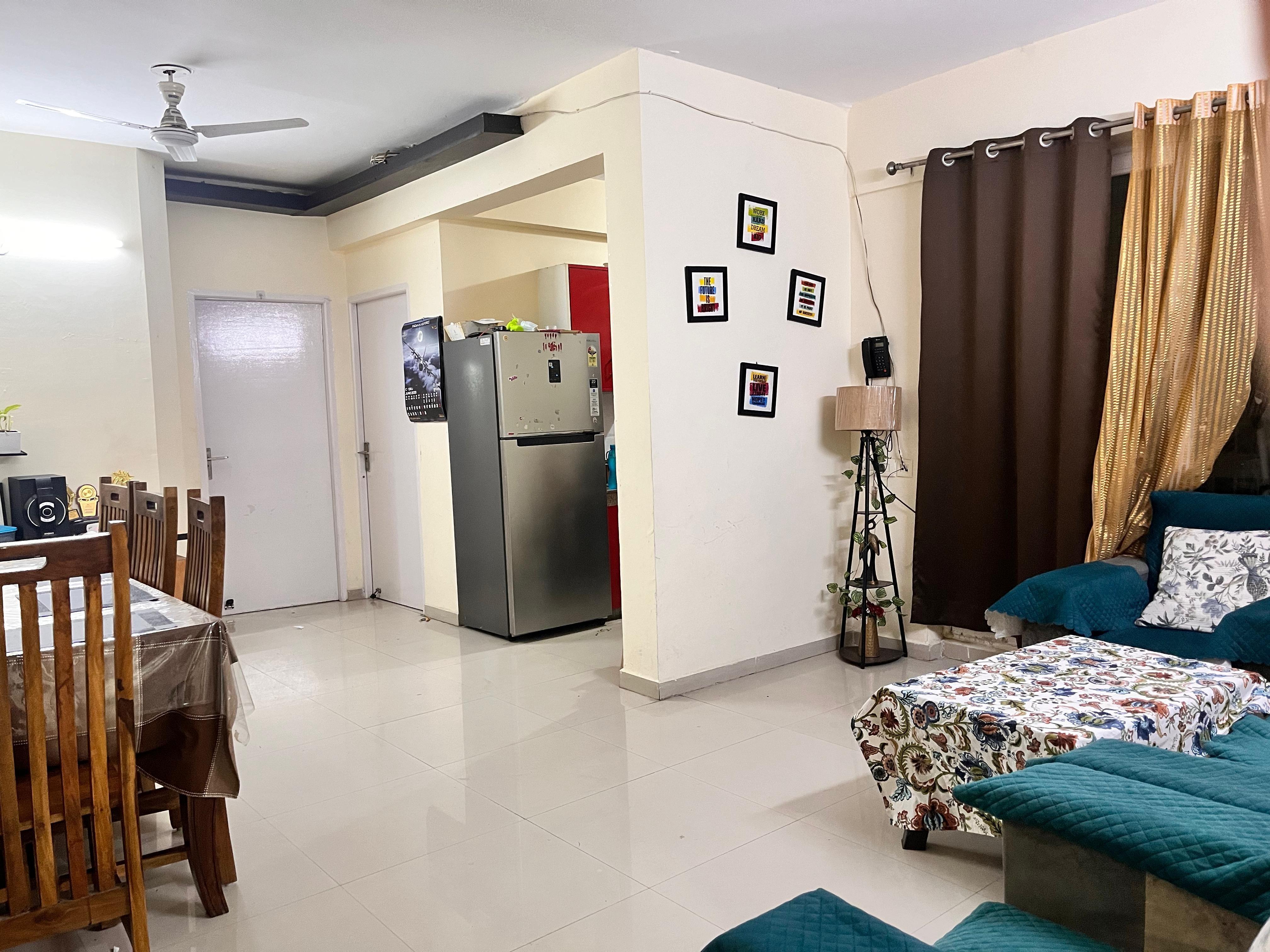 Divyansh Flora, Noida Extension