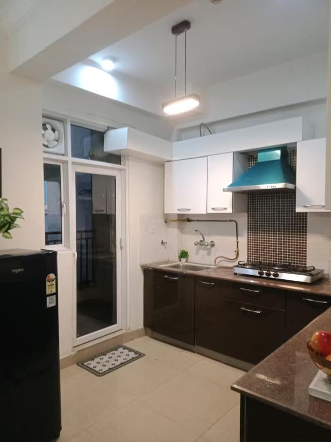 Exotica Dreamville – 1720 SQFT | 3 BHK + 3T + SQ | For Rent | Noida Extension