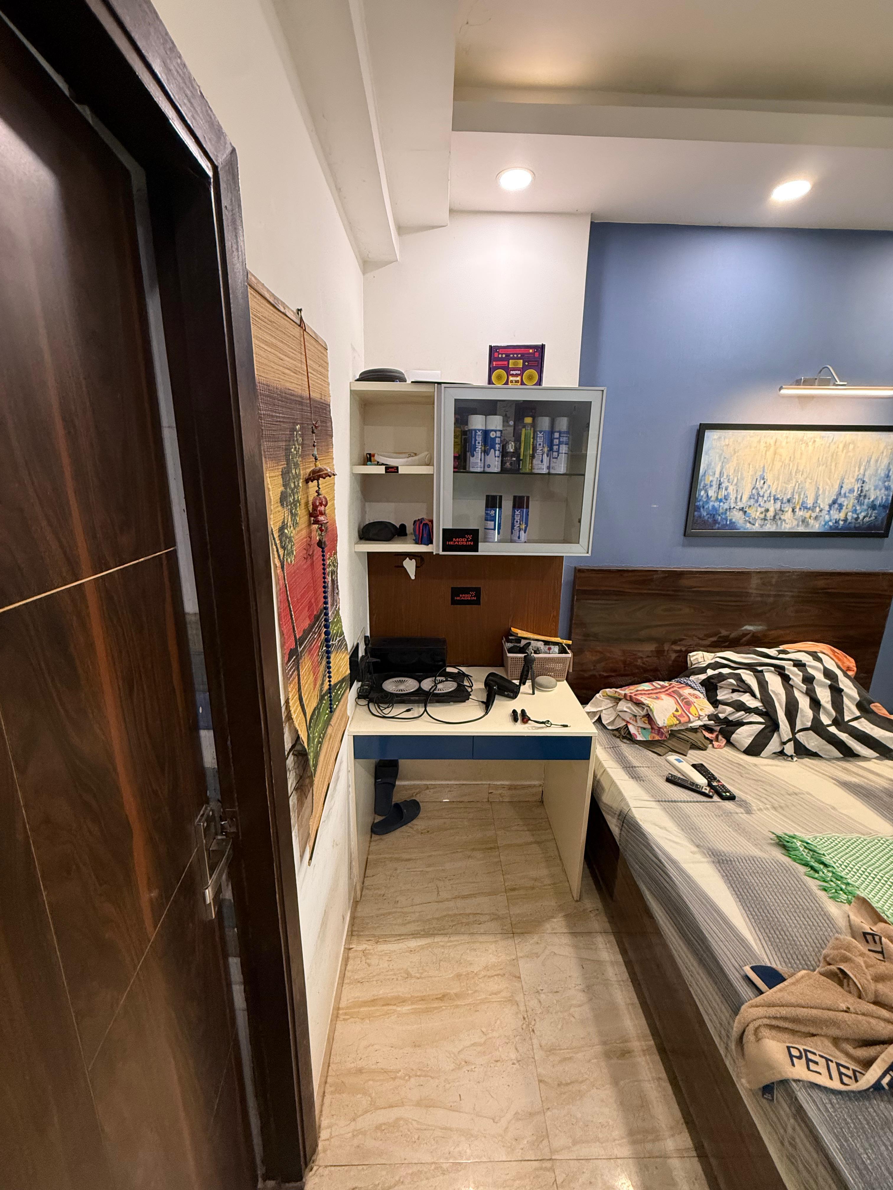 White Orchid, Noida Extension