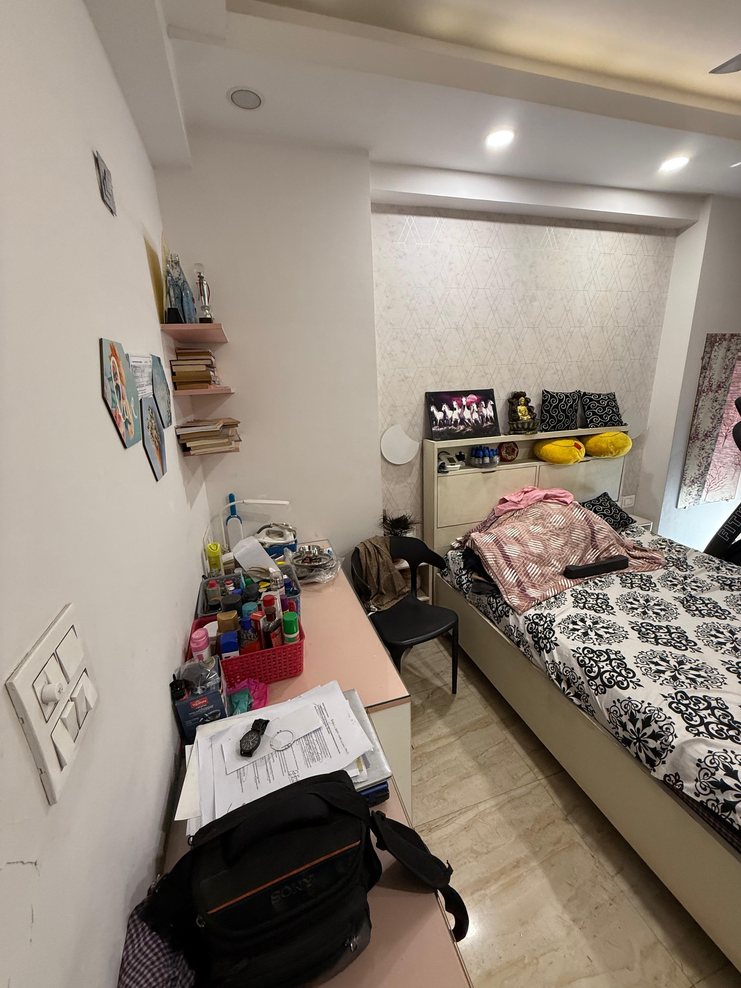 White Orchid, Noida Extension