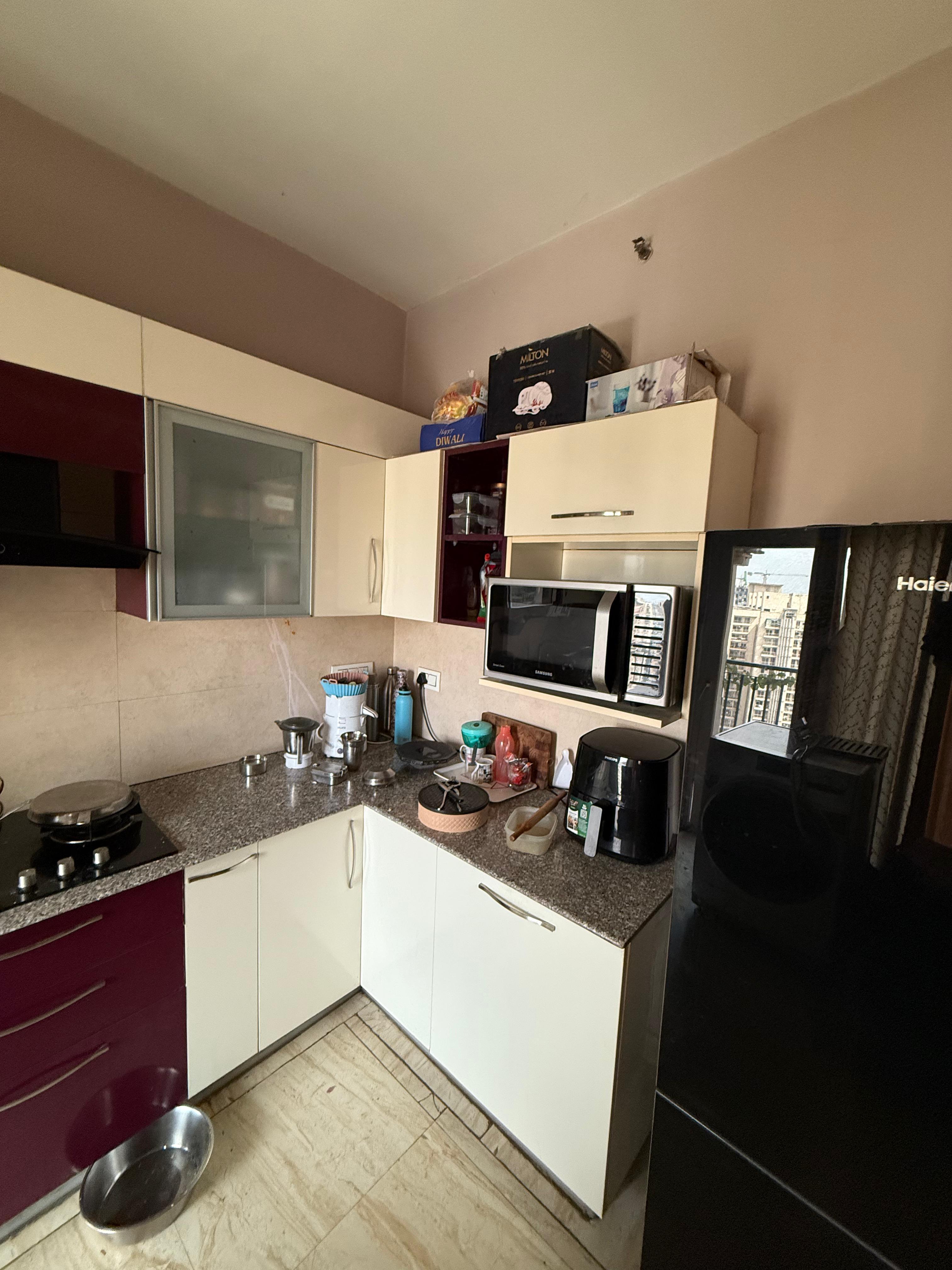 White Orchid, Noida Extension