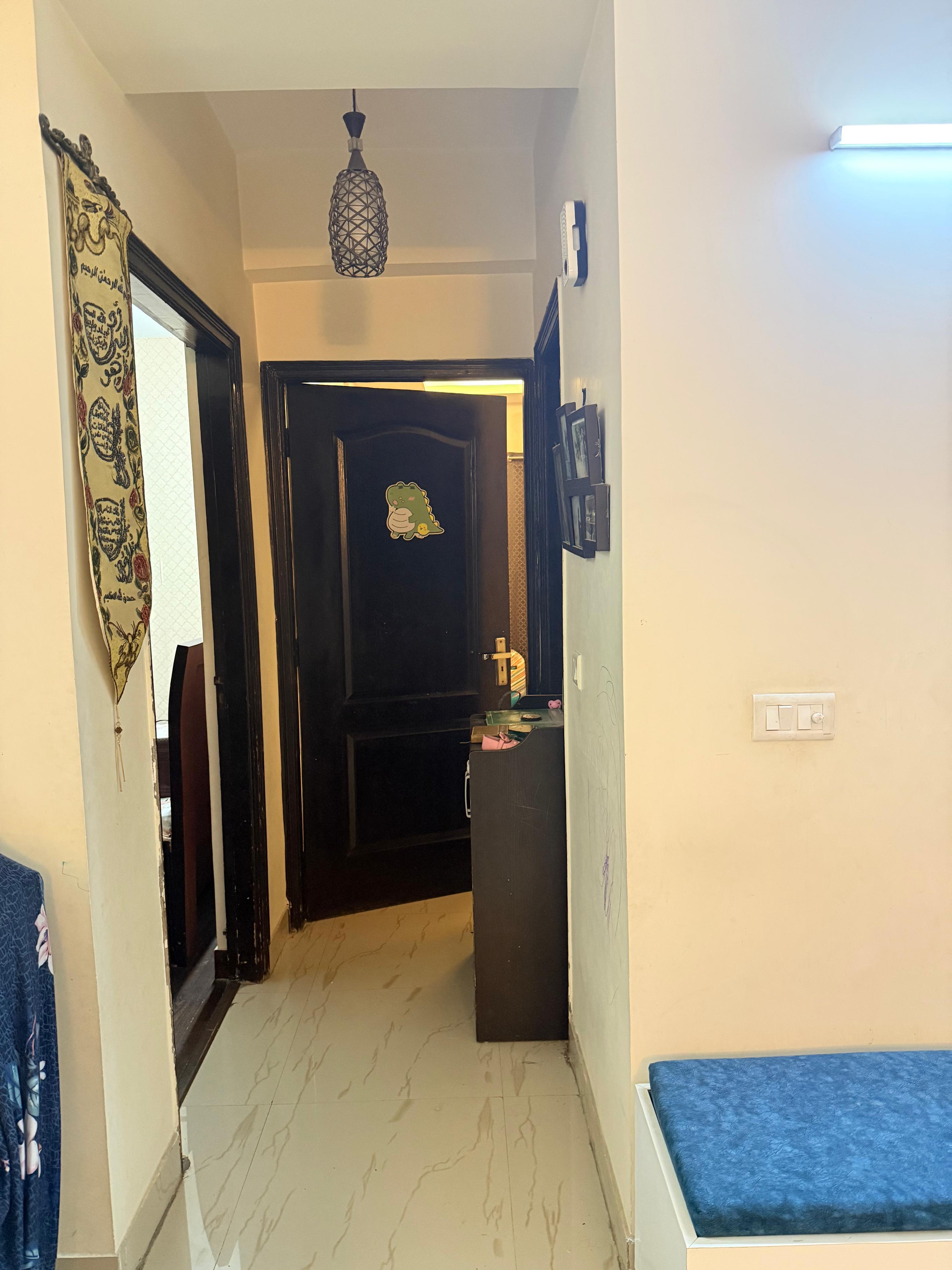 Hyde Park Society – 1320 SQFT | 3 BHK Flat for Sale | Central Noida