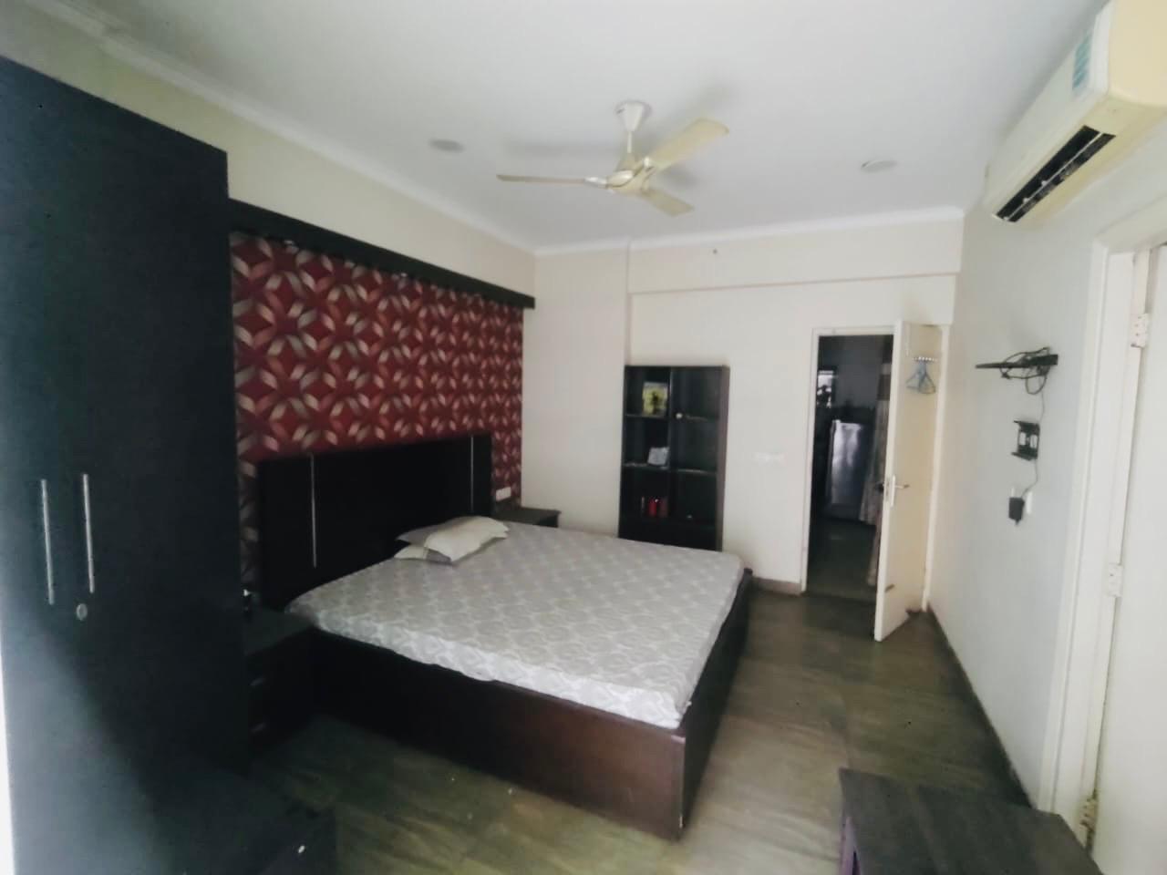 Gaur City 11th Avenue – 1420 SQFT | 3 BHK | For Sale | Noida Extension