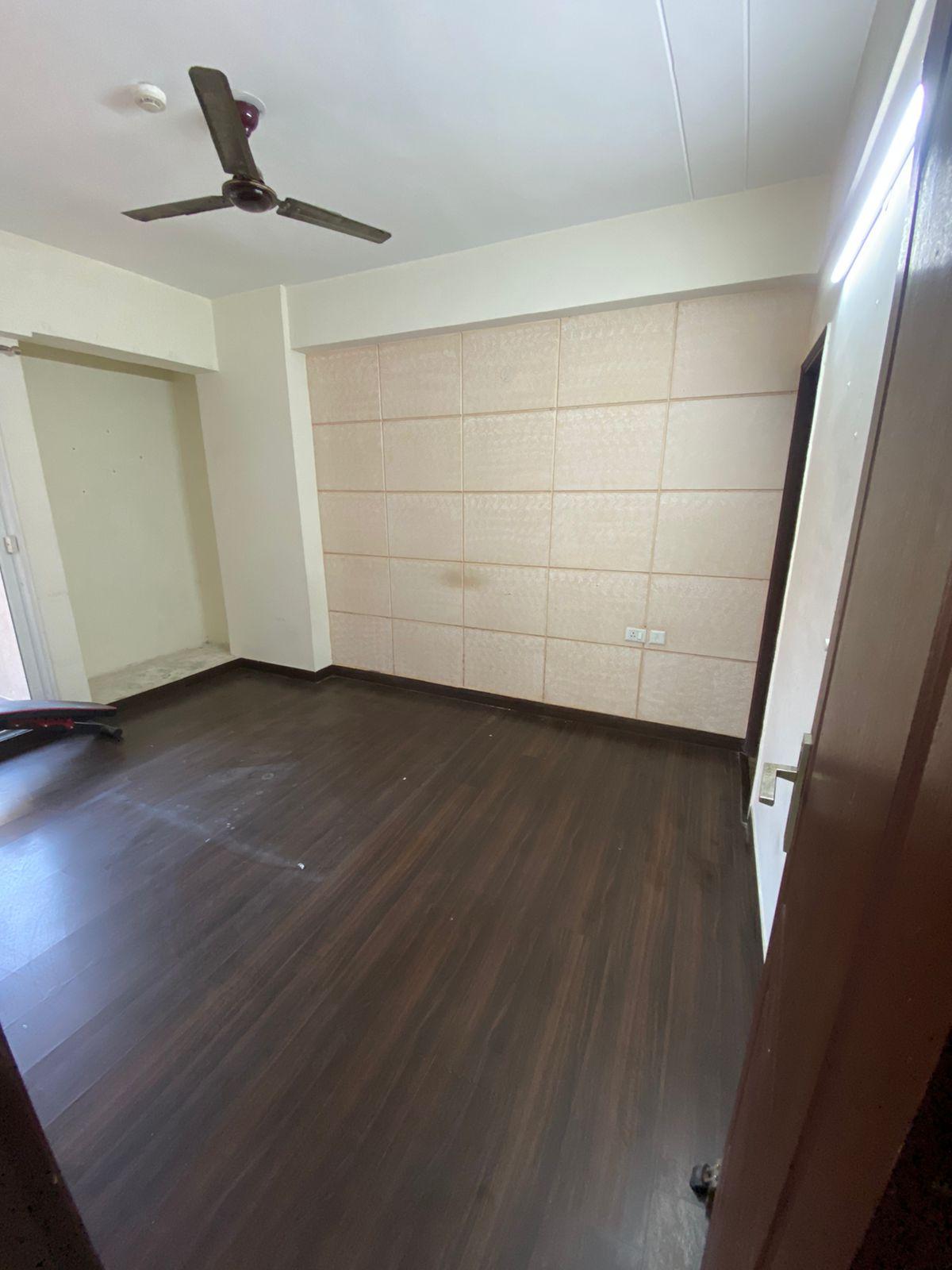 Exotica Dreamville – 1035 SQFT | 2 BHK + Store | For Sale | Noida Extension