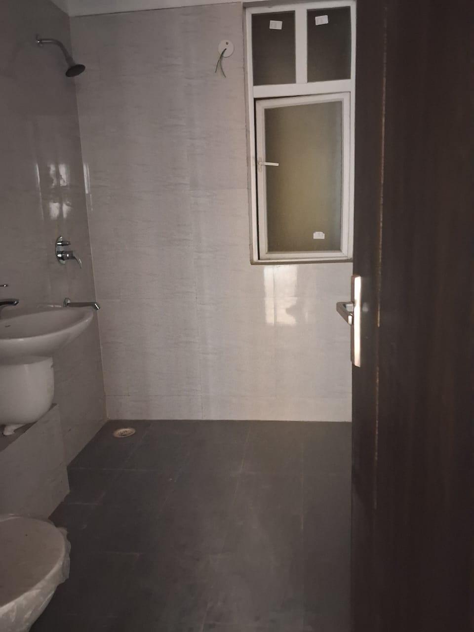 Nirala Estate | 3BHK 1385 SQFT Apartment for Rent | Techzone 4 Noida Extension