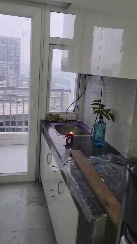 NX One – 595 SQFT | 1 BHK | 1 Toilet | For Rent | Tower T2, Noida Extension